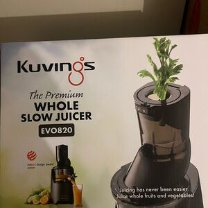Whole Slow Juicer EVO™820 New